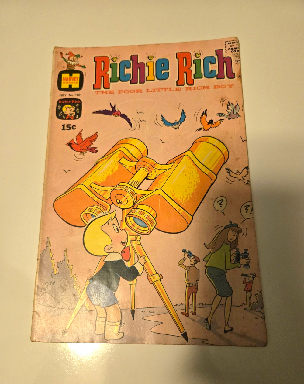 Richie Rich #107 July 1971 Harvey Comics Bronze Age Vintage Binoculars Cover